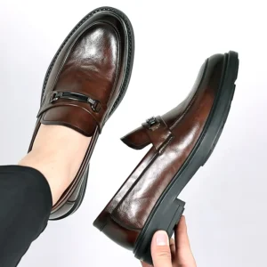 Zapatos Oxfords formales de cuero para hombre, zapatos clásicos de vestir puntiagudos, de marca de lujo, para negocios, trabajo y oficina