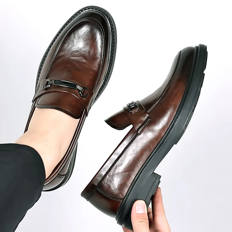 Zapatos Oxfords formales de cuero para hombre, zapatos clásicos de vestir puntiagudos, de marca de lujo, para negocios, trabajo y oficina