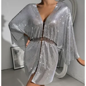 Vestido camisero con cuello de pico para mujer, elegante cadena plateada, ceñido a la cintura, metálico, Mangas de murciélago y detalle de gancho frontal